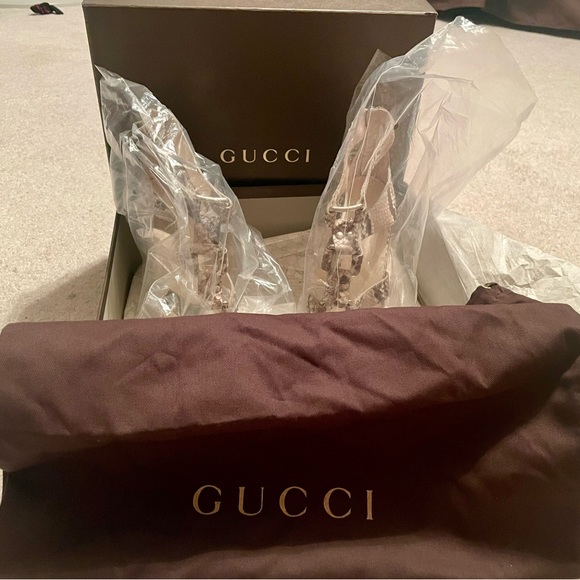 NIB~Authentic Gucci Snakeskin Gladiator heels - Picture 8 of 8